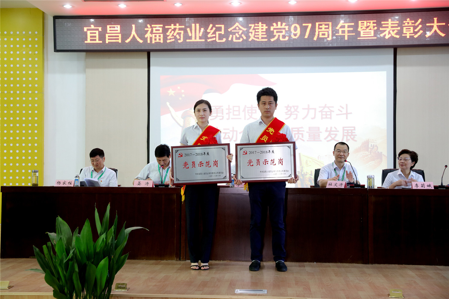 1530261111162229.jpg 1530261111162229.jpg